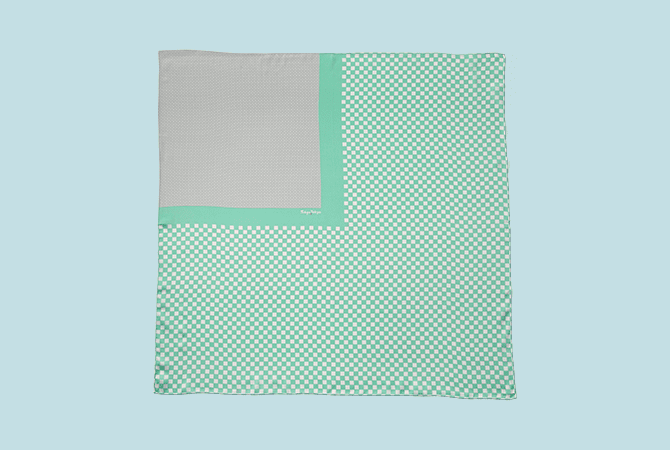 風呂敷スカーフ(空色、りんどう色、きはだ色、サンゴ色、若竹色) イメージ 6