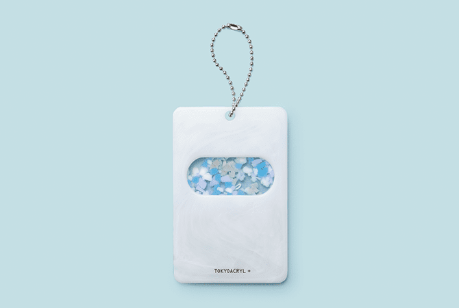 Upcycled acrylic pass case イメージ 3